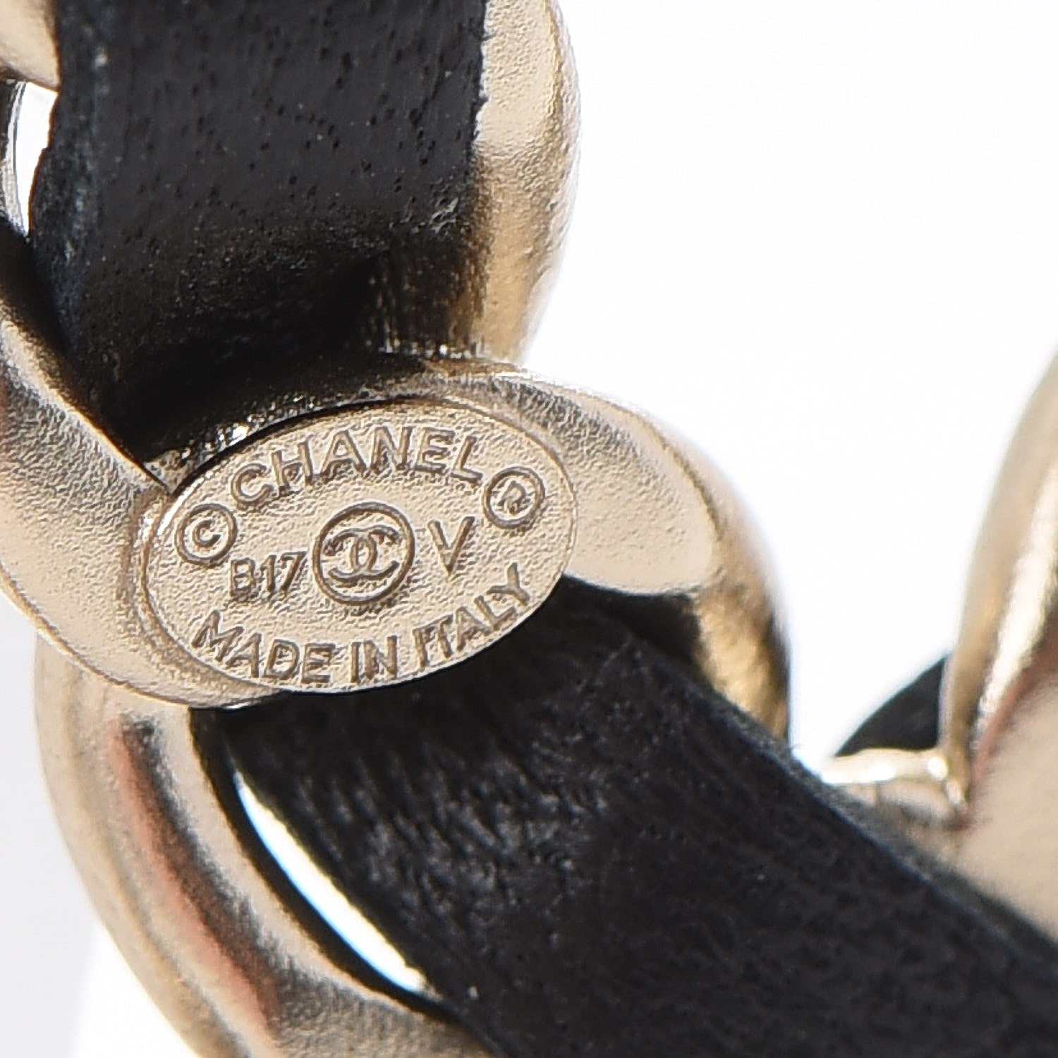 Chanel Lambskin Chain CC Brooch Black Gold 4 of 5