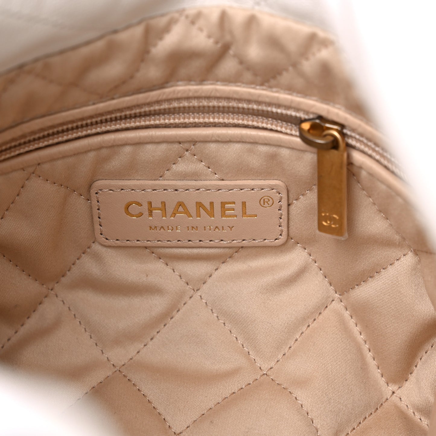 Shiny Calfskin Quilted Small Chanel 22 White