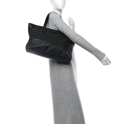 Gucci Guccissima Medium Zippered Shopping Tote Black 2 of 12