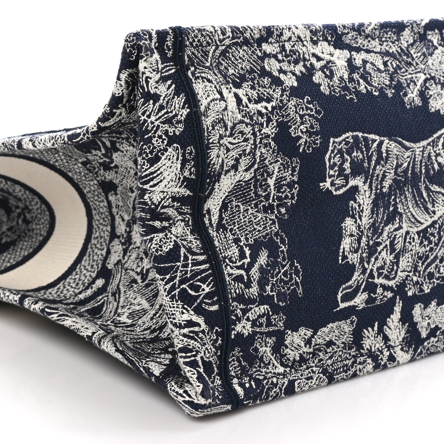 Christian Dior Canvas Embroidered Large Dioriviera Toile De Jouy Reverse Book Tote Blue 9 of 11
