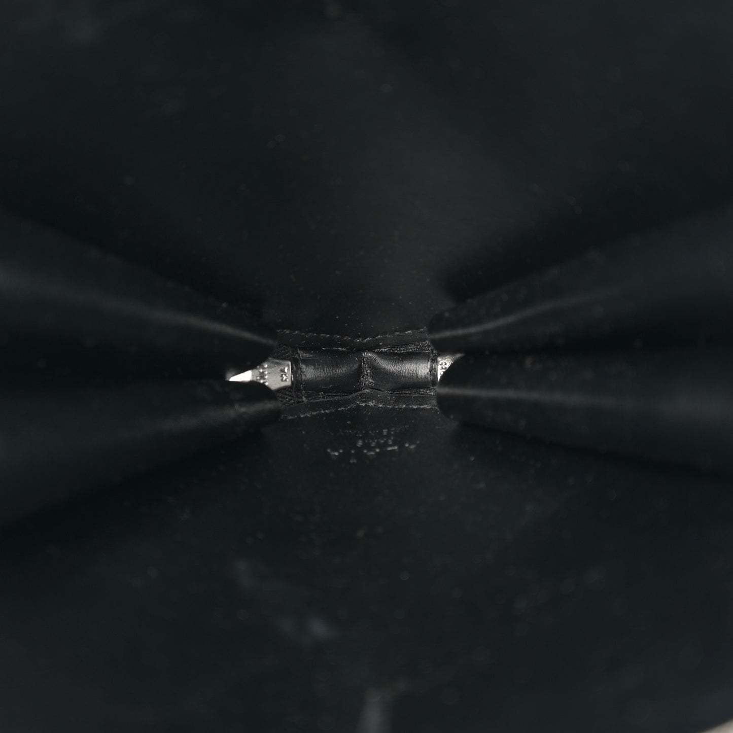 Calfskin Le Coeur Bag Black