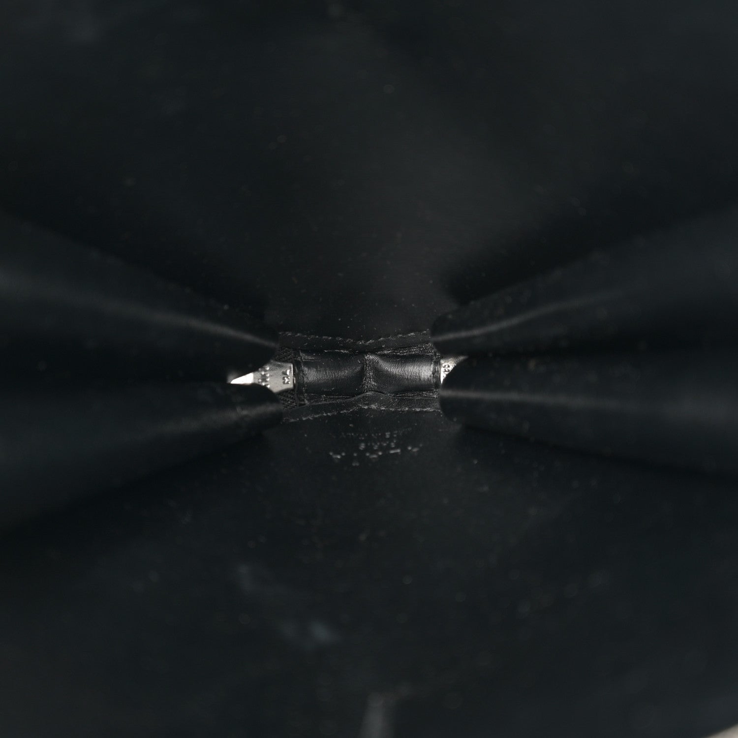 Alaia Calfskin Le Coeur Bag Black 5 of 11