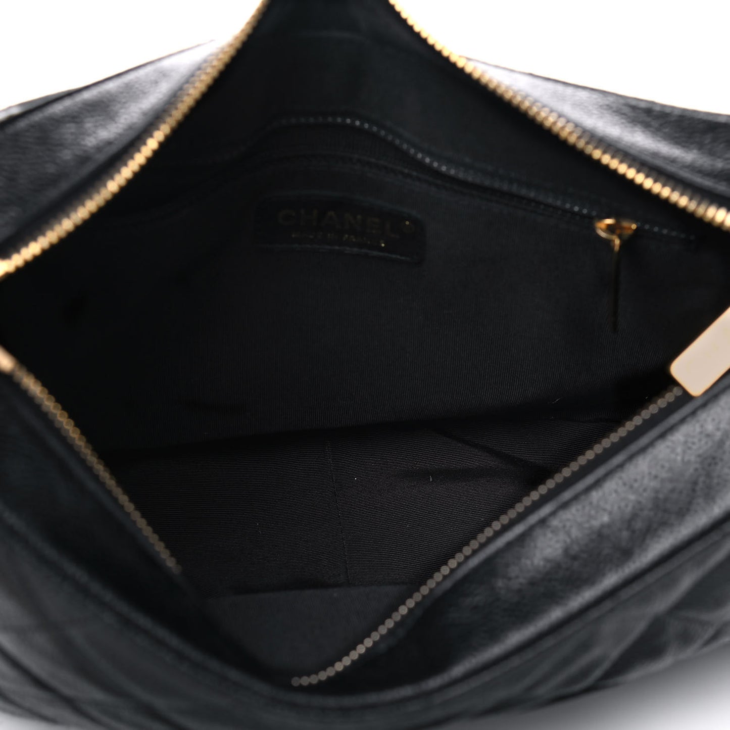 Caviar Quilted Timeless CC Shoulder Bag Black