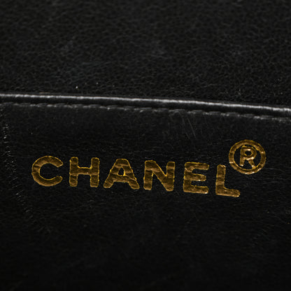 Chanel Patent CC Round Vanity Case Black 6 of 13