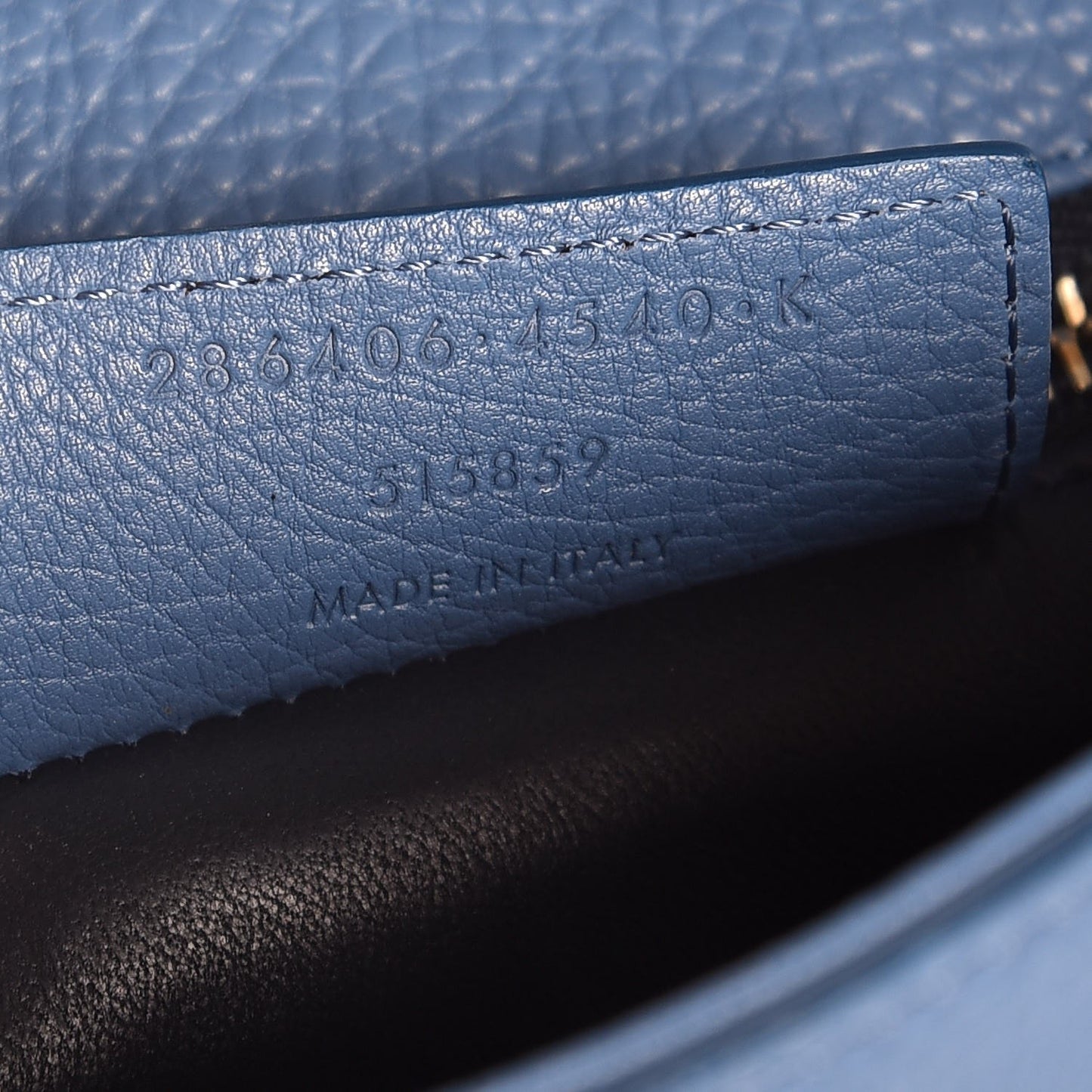Grained Calfskin Tube L Clutch Bleu