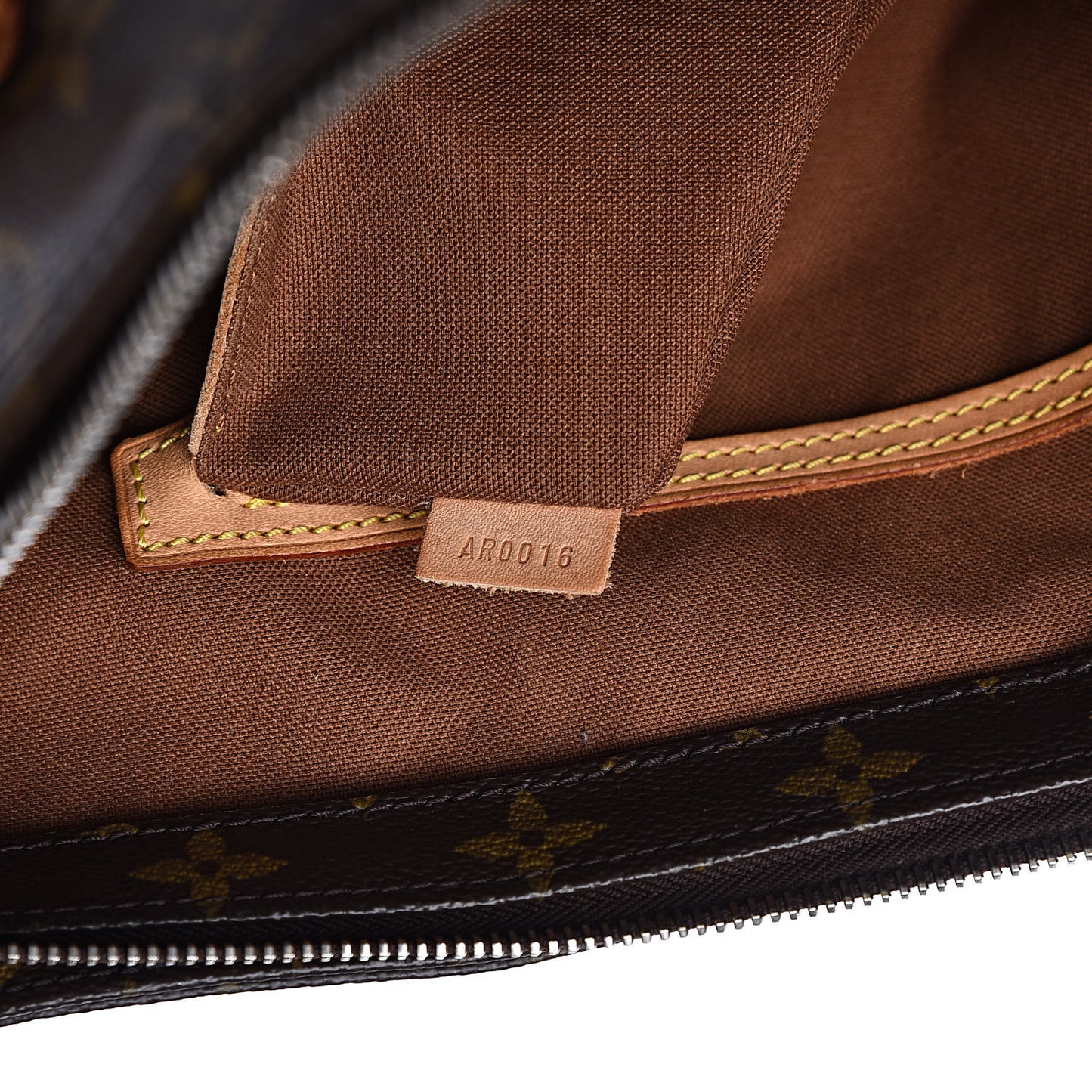 Monogram Cabas Mezzo