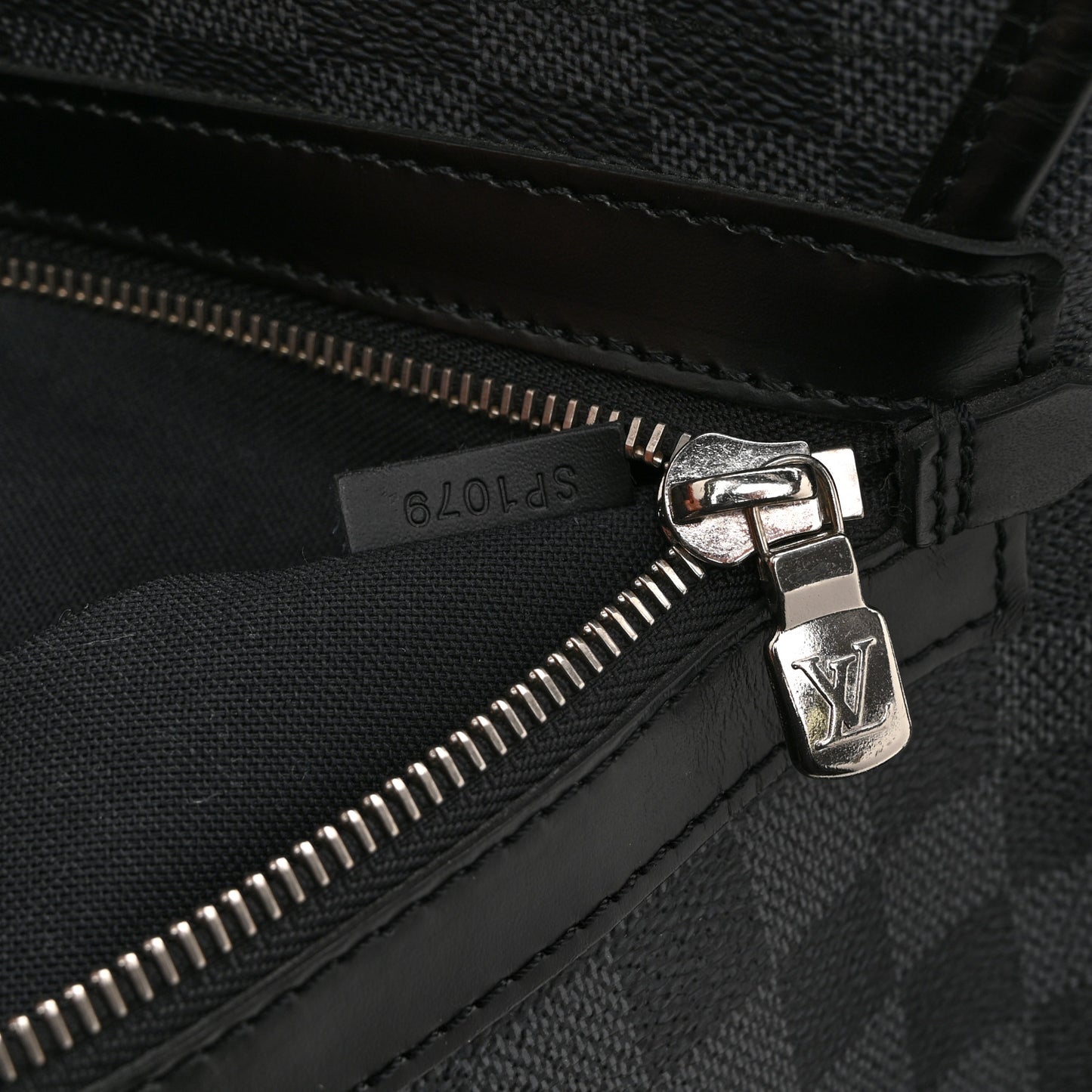 Damier Graphite Daniel MM