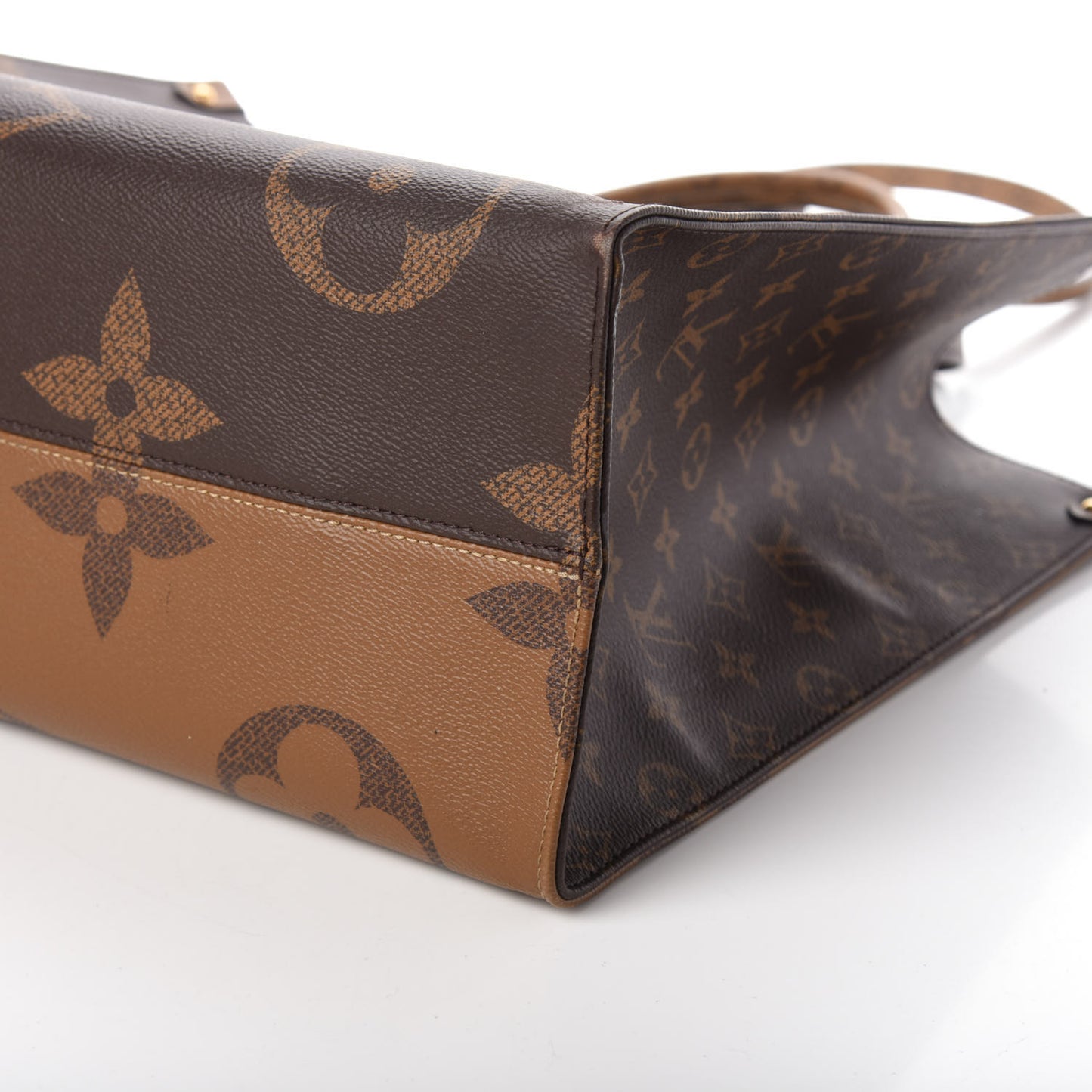 Reverse Monogram Giant Onthego GM