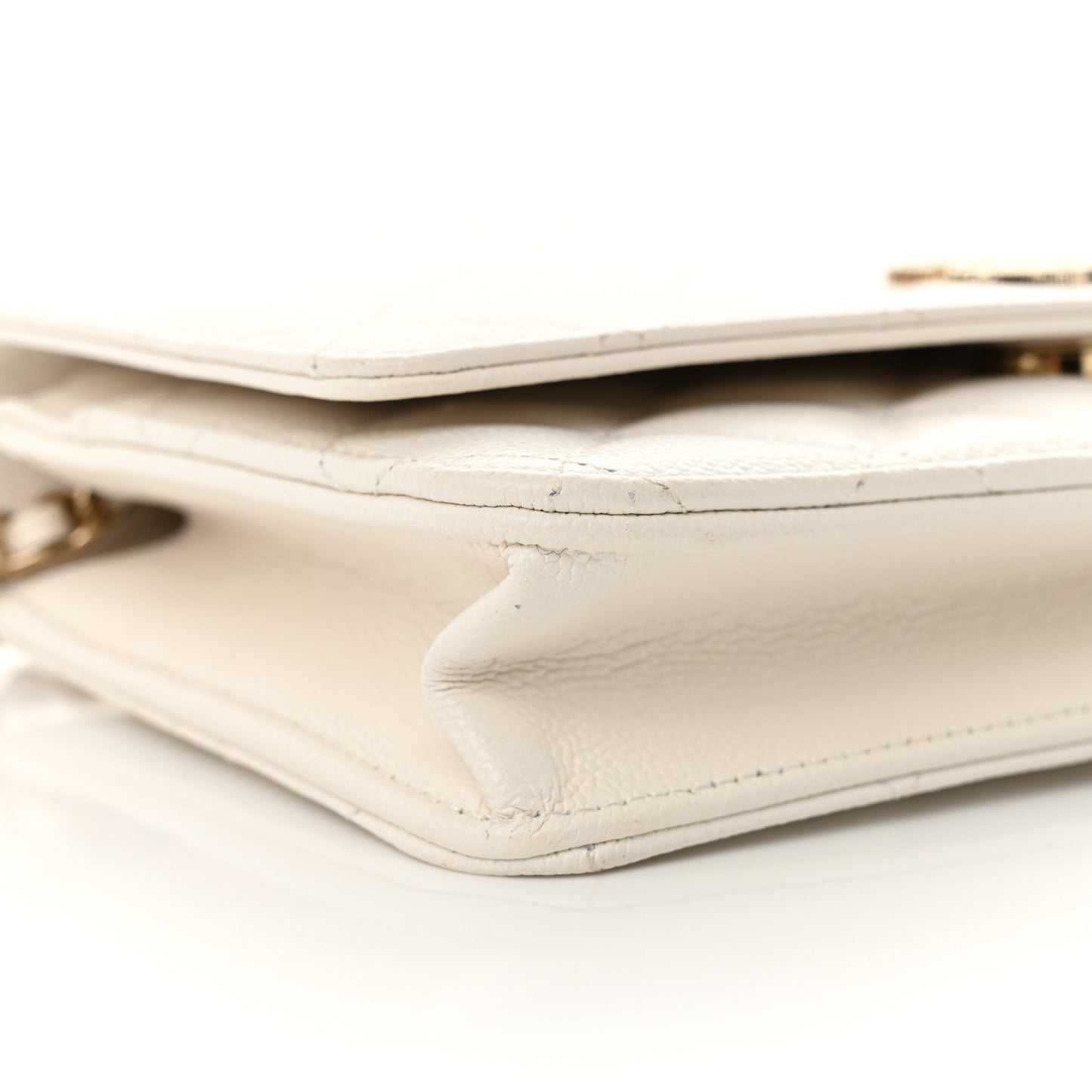 Caviar Quilted Crystal Heart CC Wallet On Chain WOC White
