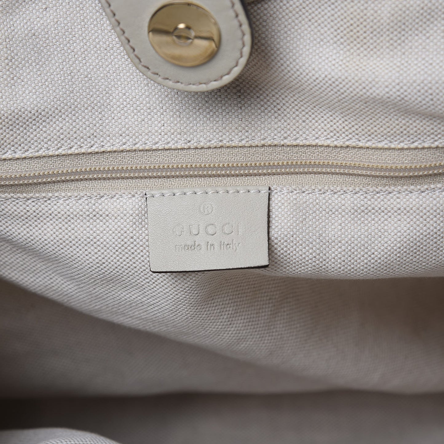 Guccissima Medium Sukey Tote Mystic White