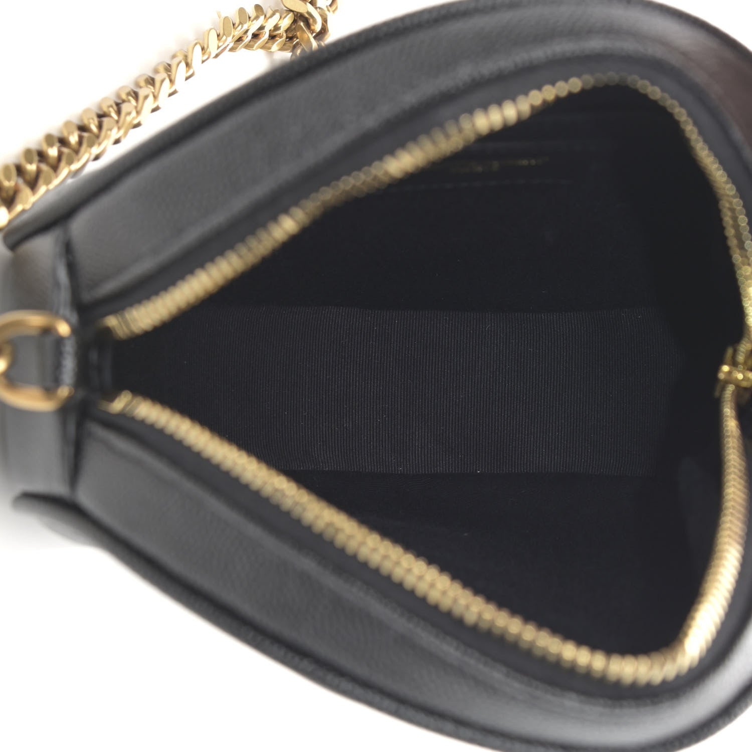 Saint Laurent Grain De Poudre Matelasse Chevron Quilted Round Vinyle Camera Bag Black 4 of 11