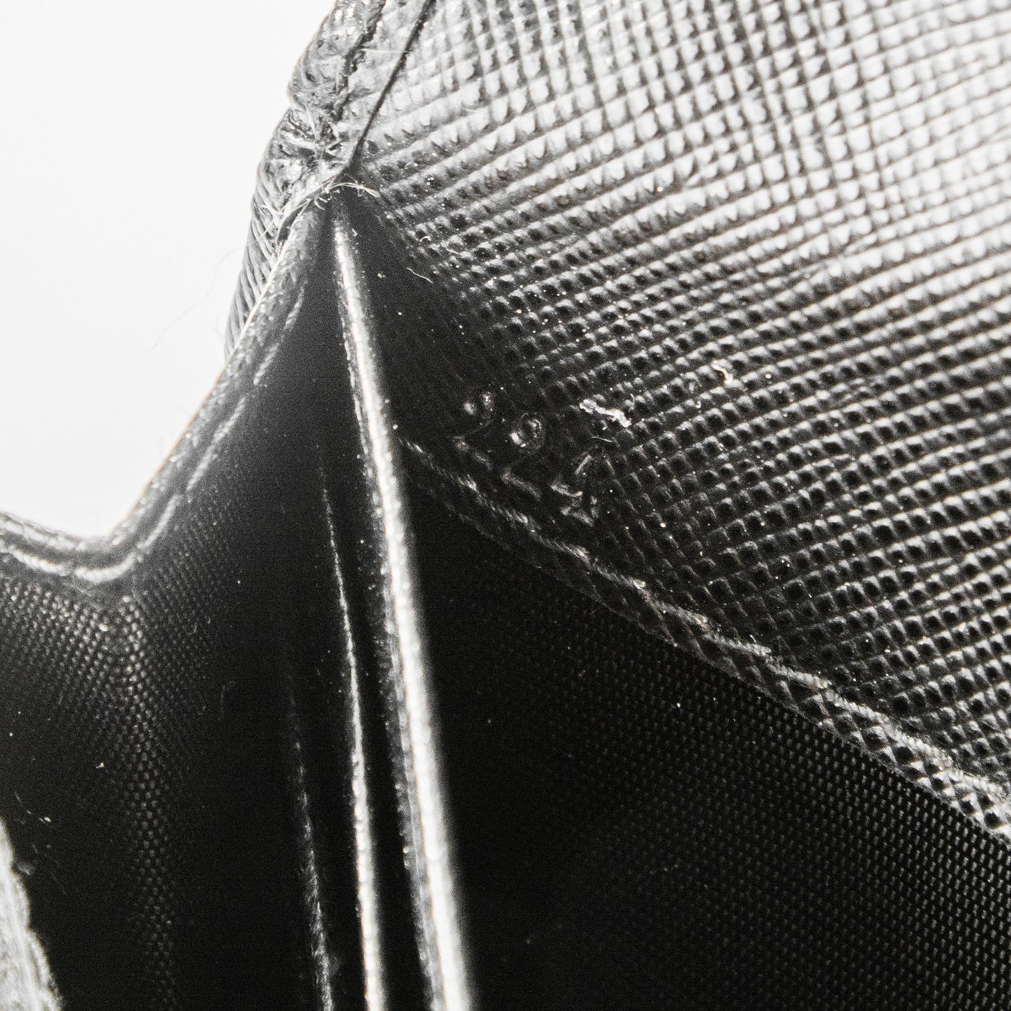 Saffiano Metal Continental Flap Wallet Nero Black