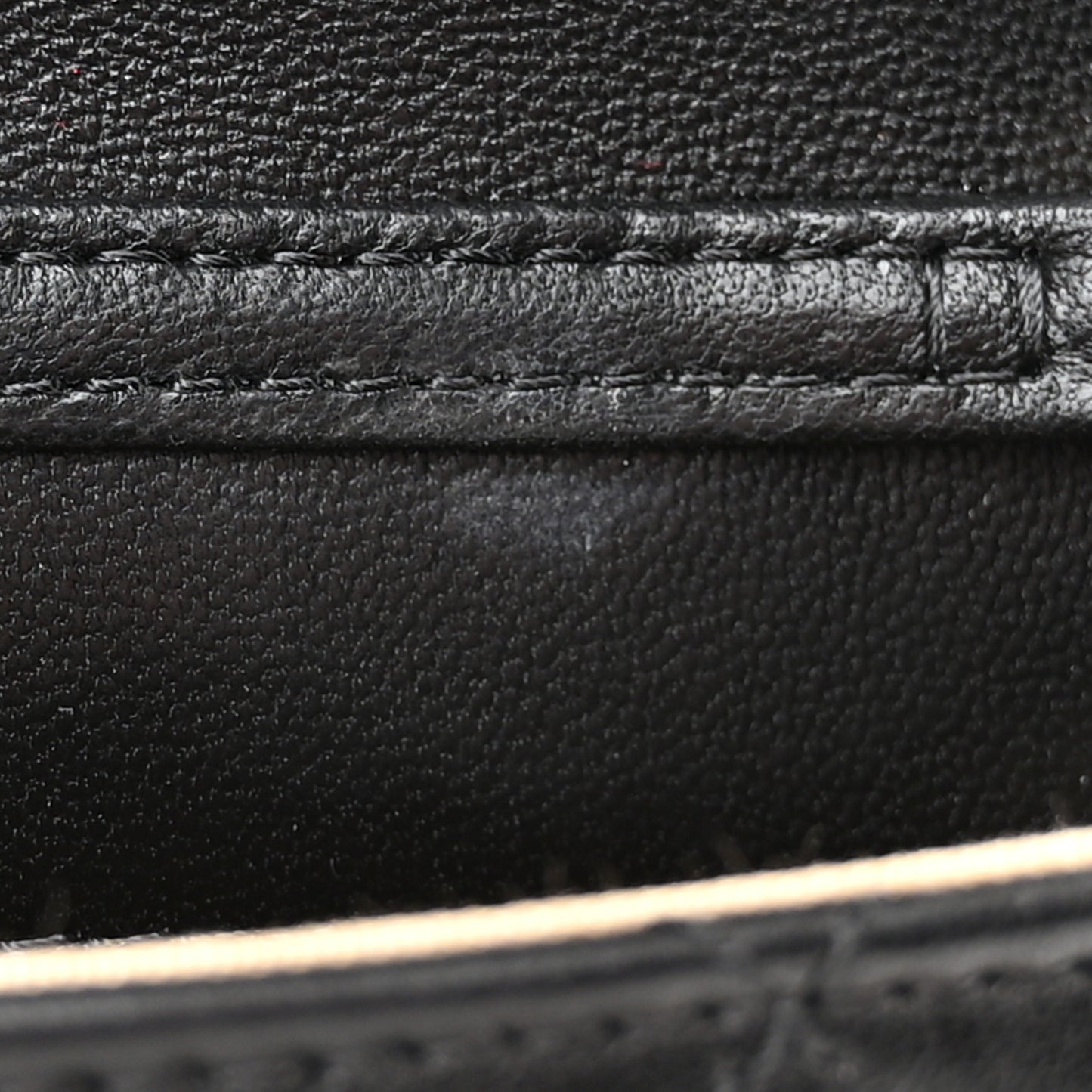 Lambskin Quilted Pearl Crush Clutch With Chain Black
