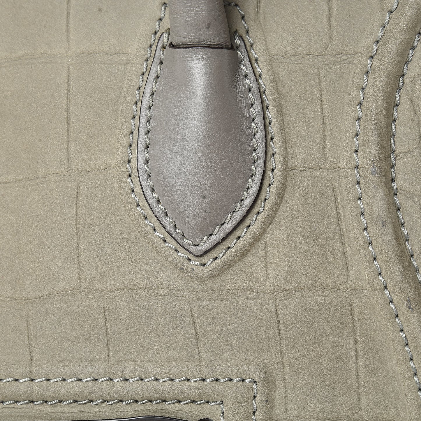 Crocodile Embossed Nubuck Medium Phantom Luggage Grey