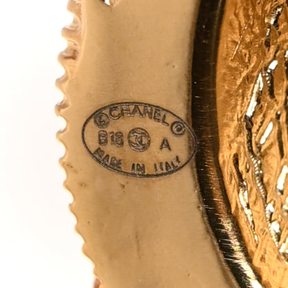 Chanel Metal Twisted CC Brooch Gold 4 of 4