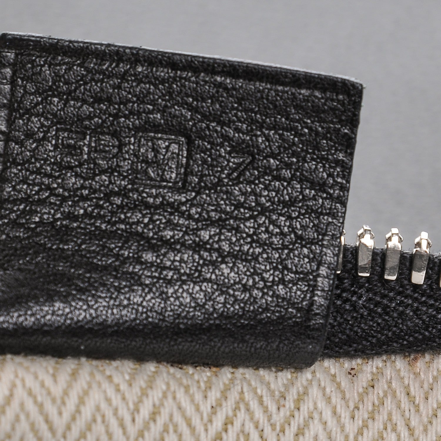 Hermes Evergrain Massai GM Black 7 of 9