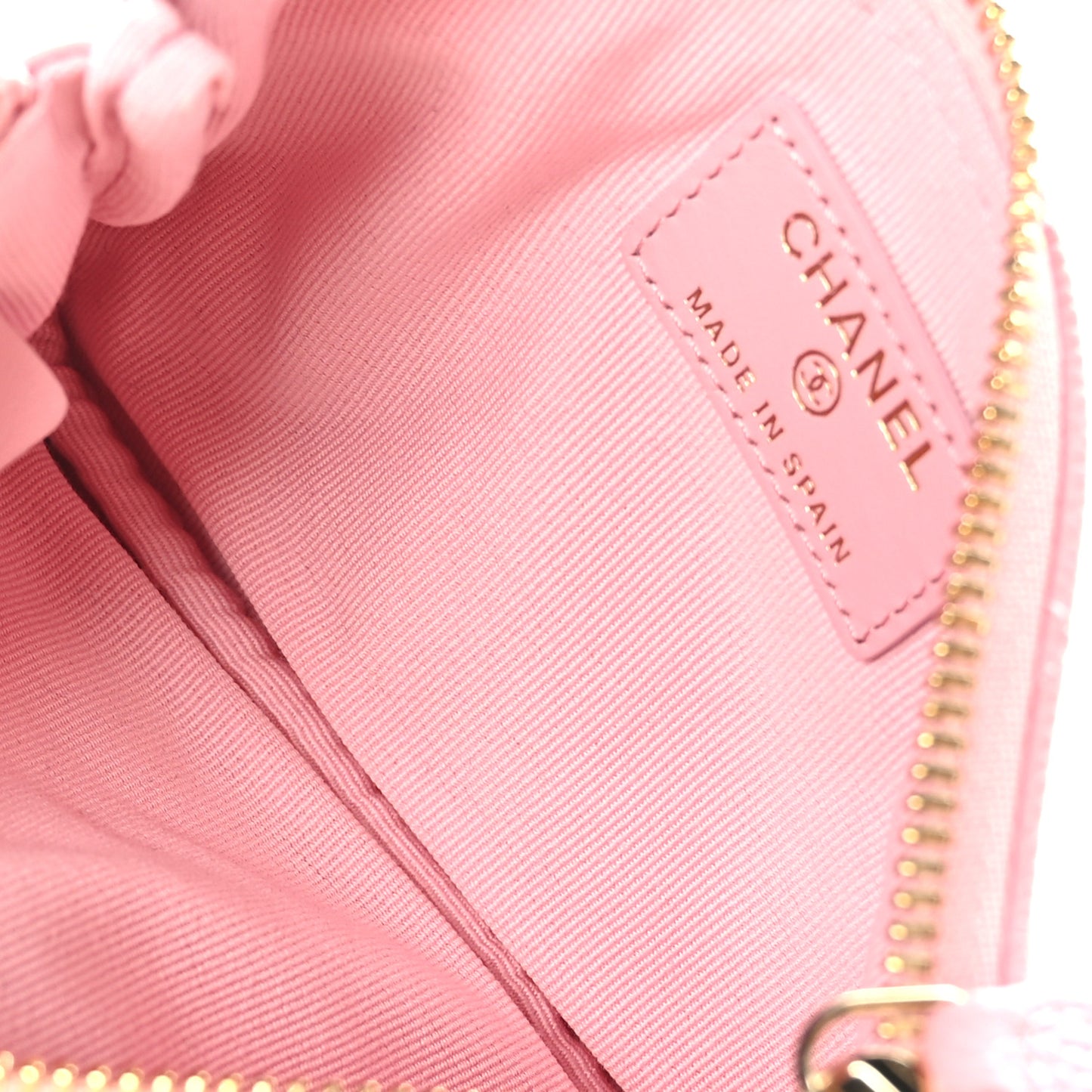 Caviar Quilted Small Multi Chain Cosmetic Case Pink