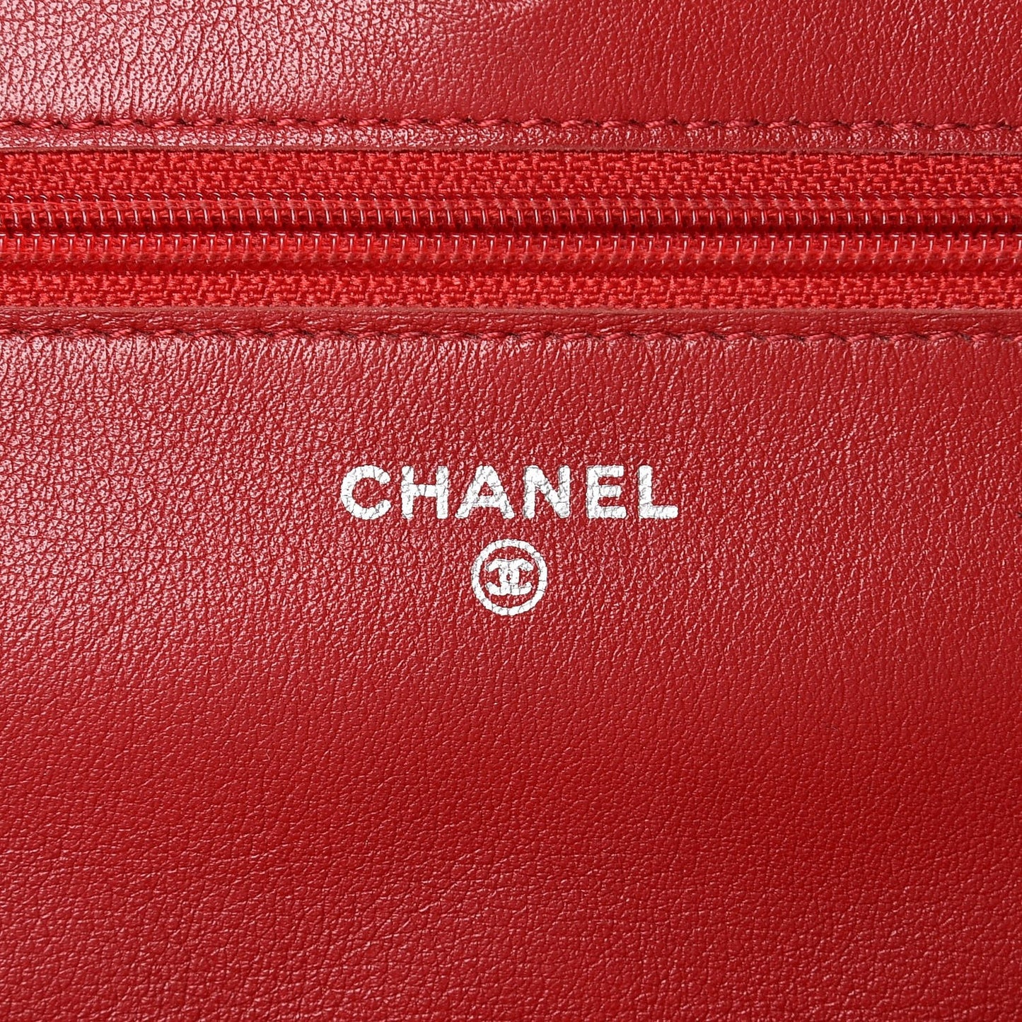 Patent Quilted Wallet On Chain WOC Red