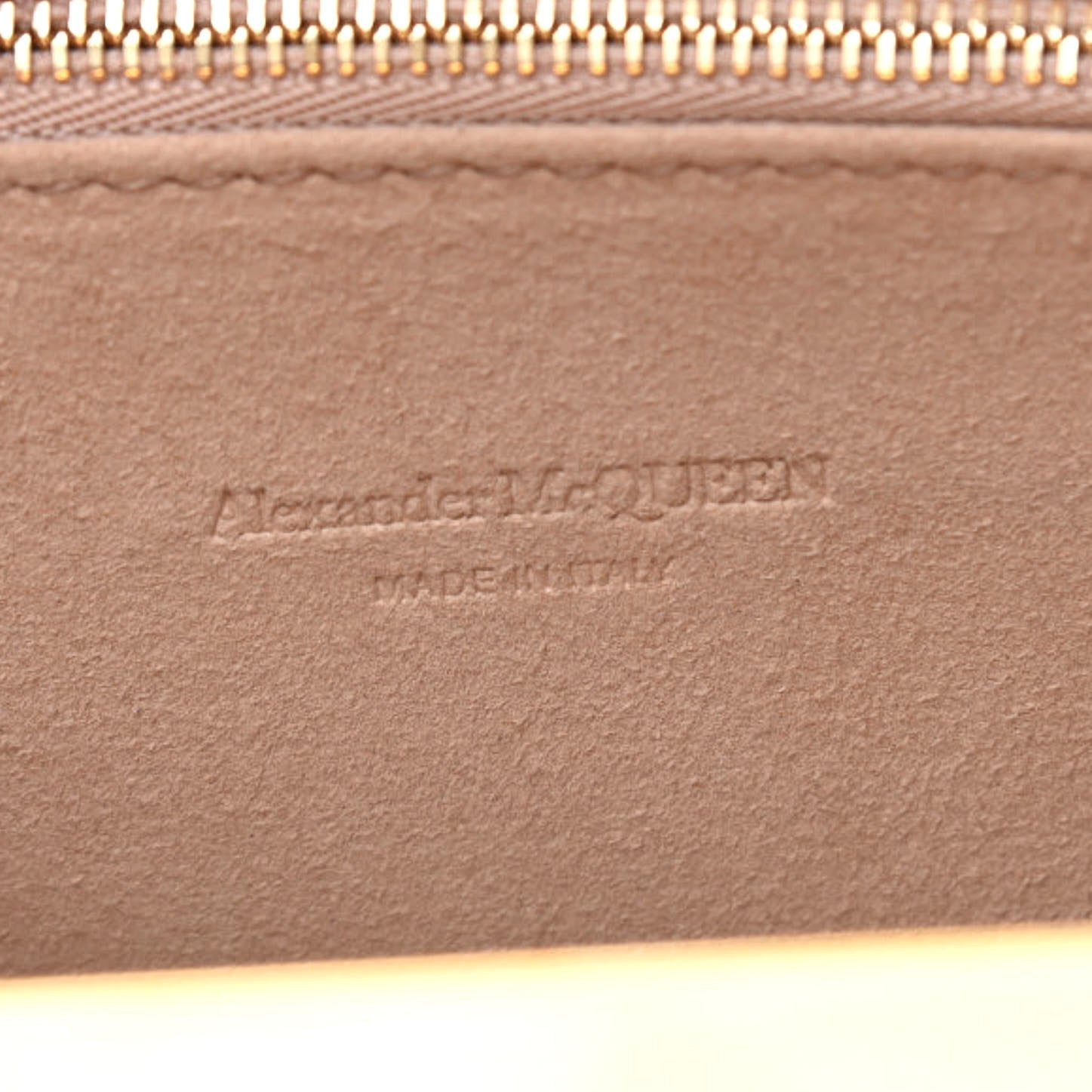 Alexander McQueen Calfskin Crocodile Embossed Knuckle Flat Clutch Black 7 of 9