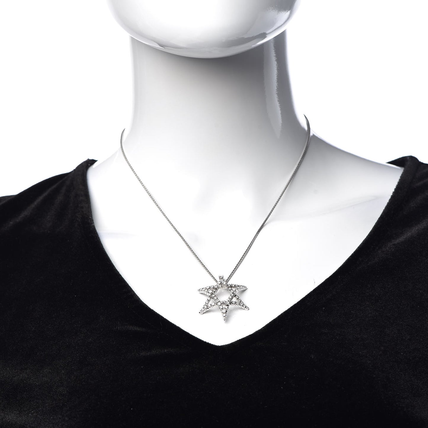 18K White Gold Diamond Star of David Pendant Necklace