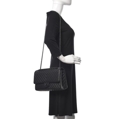 Chanel Sheepskin Chevron Quilted 2.55 Reissue 226 Flap So Black 2 of 11