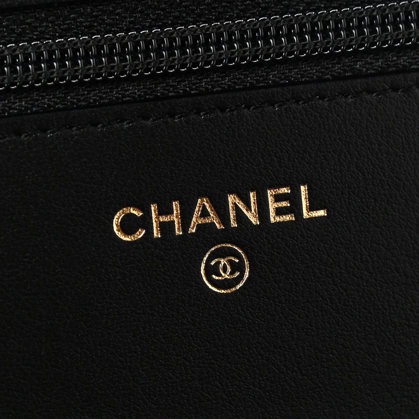 Caviar Quilted CC Filigree Wallet On Chain WOC Black