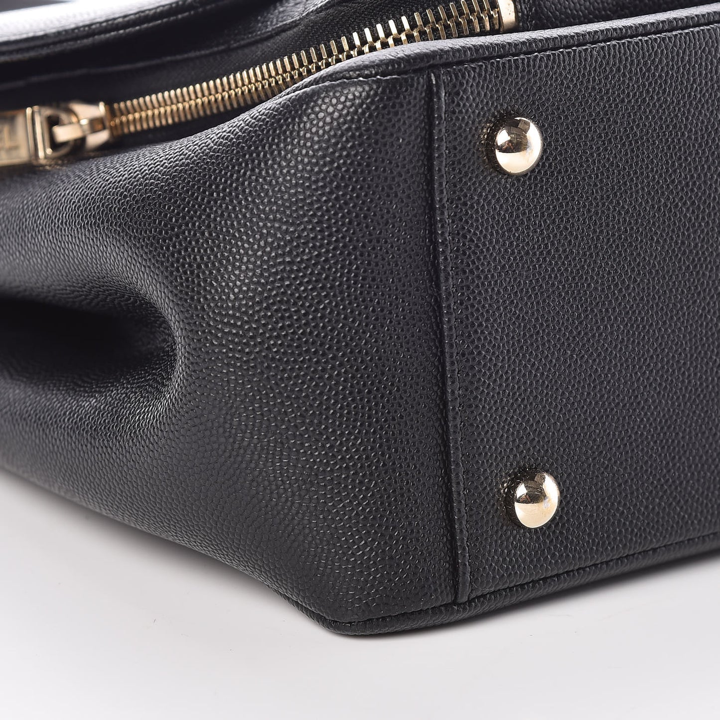 Caviar Quilted Large Business Affinity Flap Black