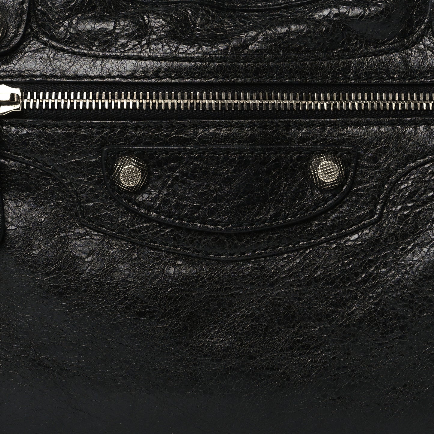 Agneau Giant 12 Silver Hardware Town Black
