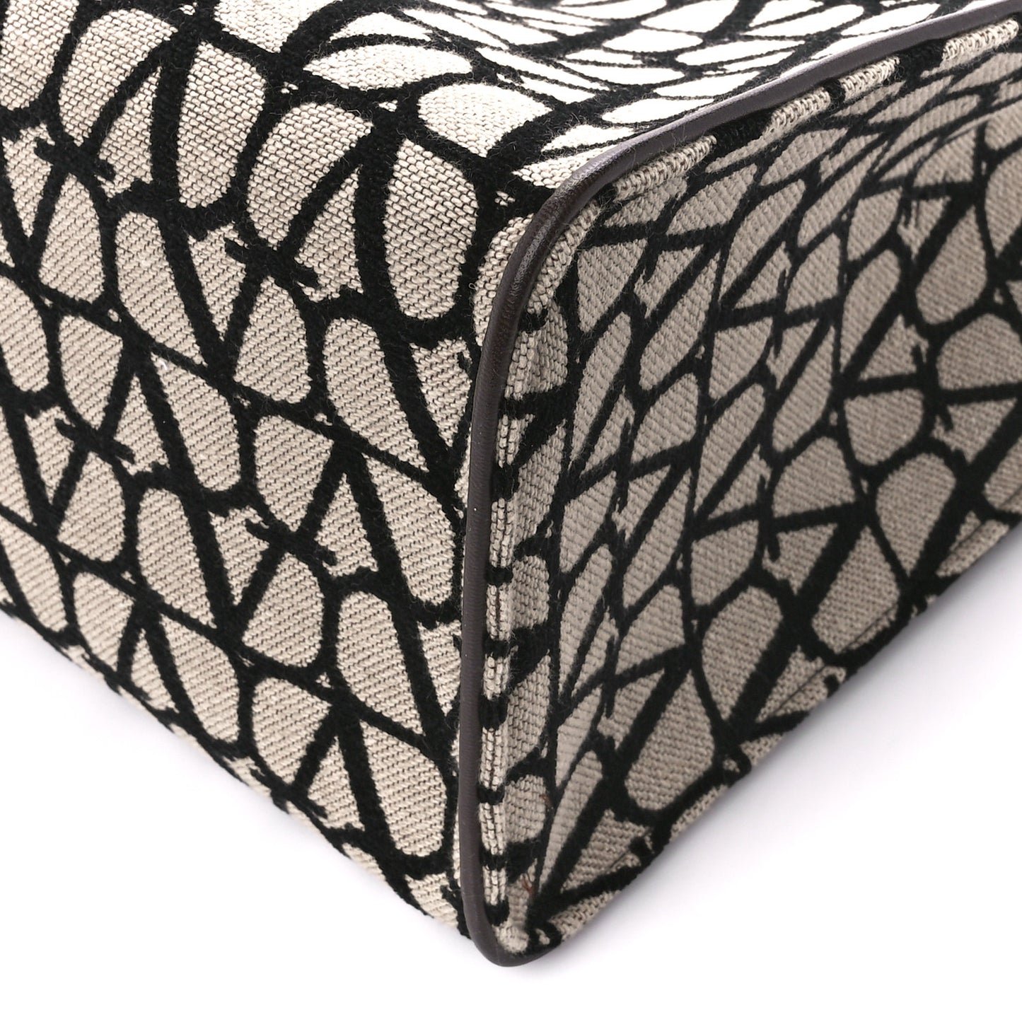 Toile Iconographe Goatskin Le Troisieme Shopping Bag Naturale Black Fondant
