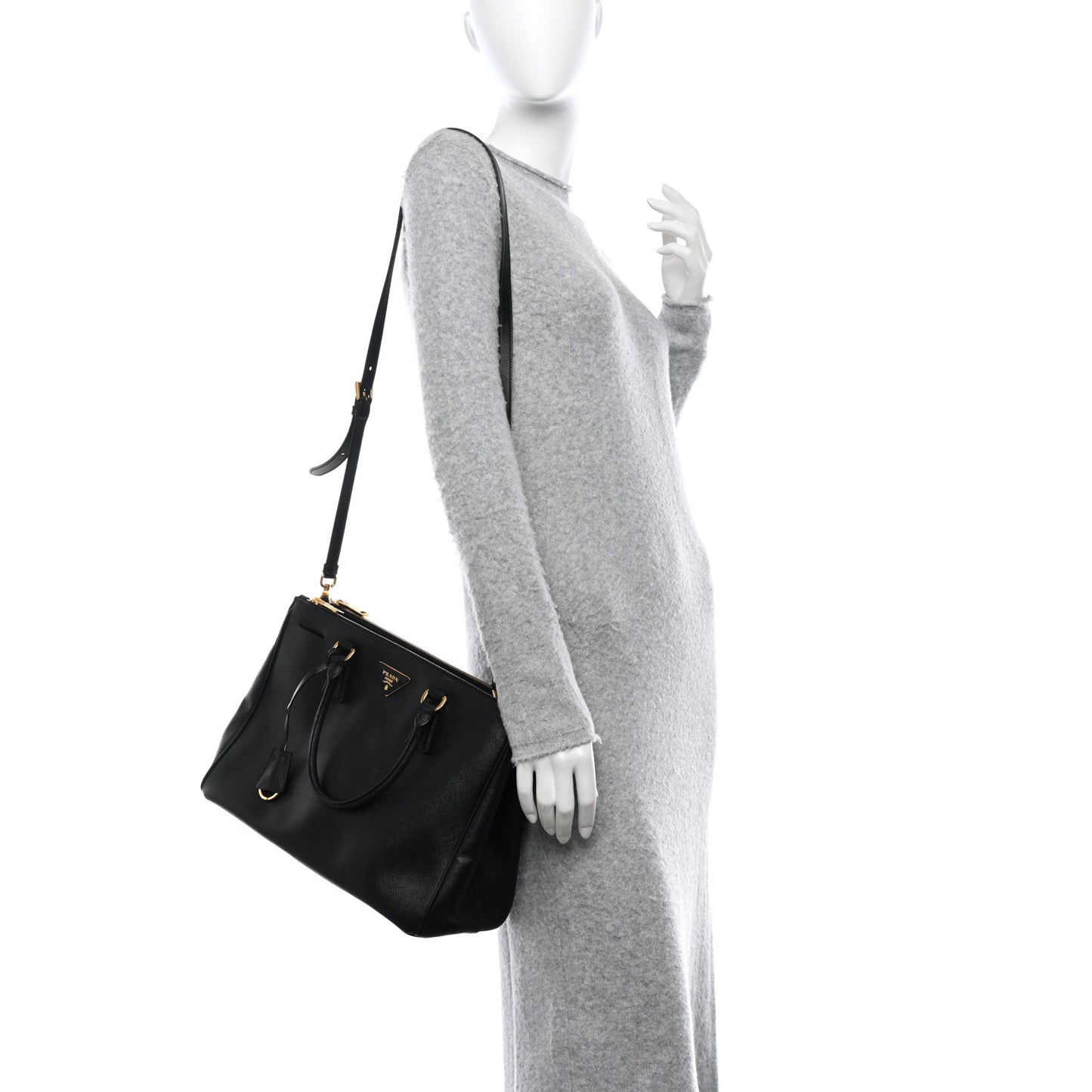 Saffiano Medium Galleria Double Zip Tote Black