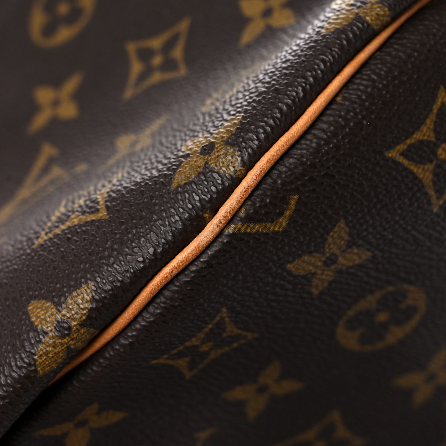 Louis Vuitton Monogram Keepall 60 25 of 26