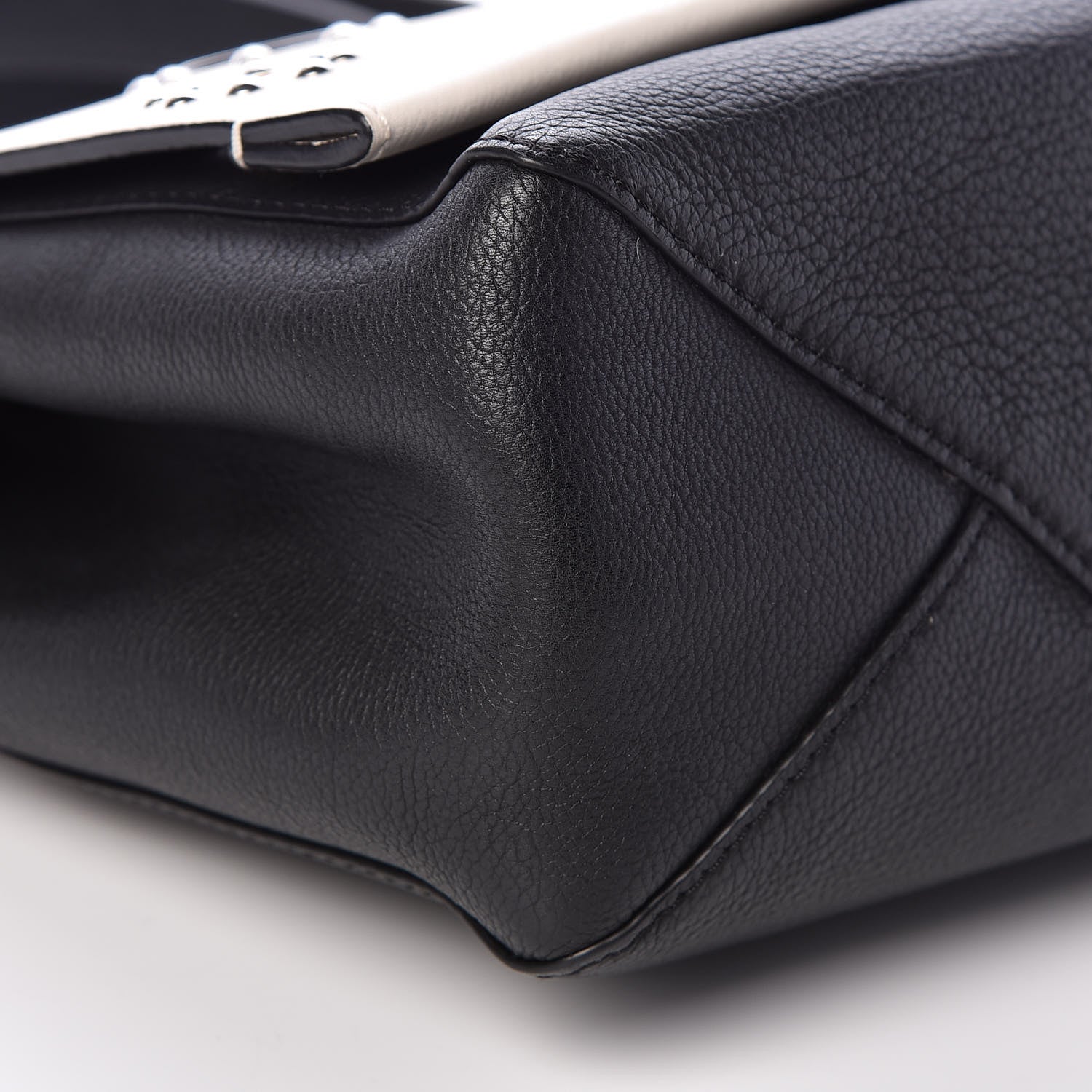 Louis Vuitton Calfskin Mechanical Flowers Lockme II Black White 8 of 12