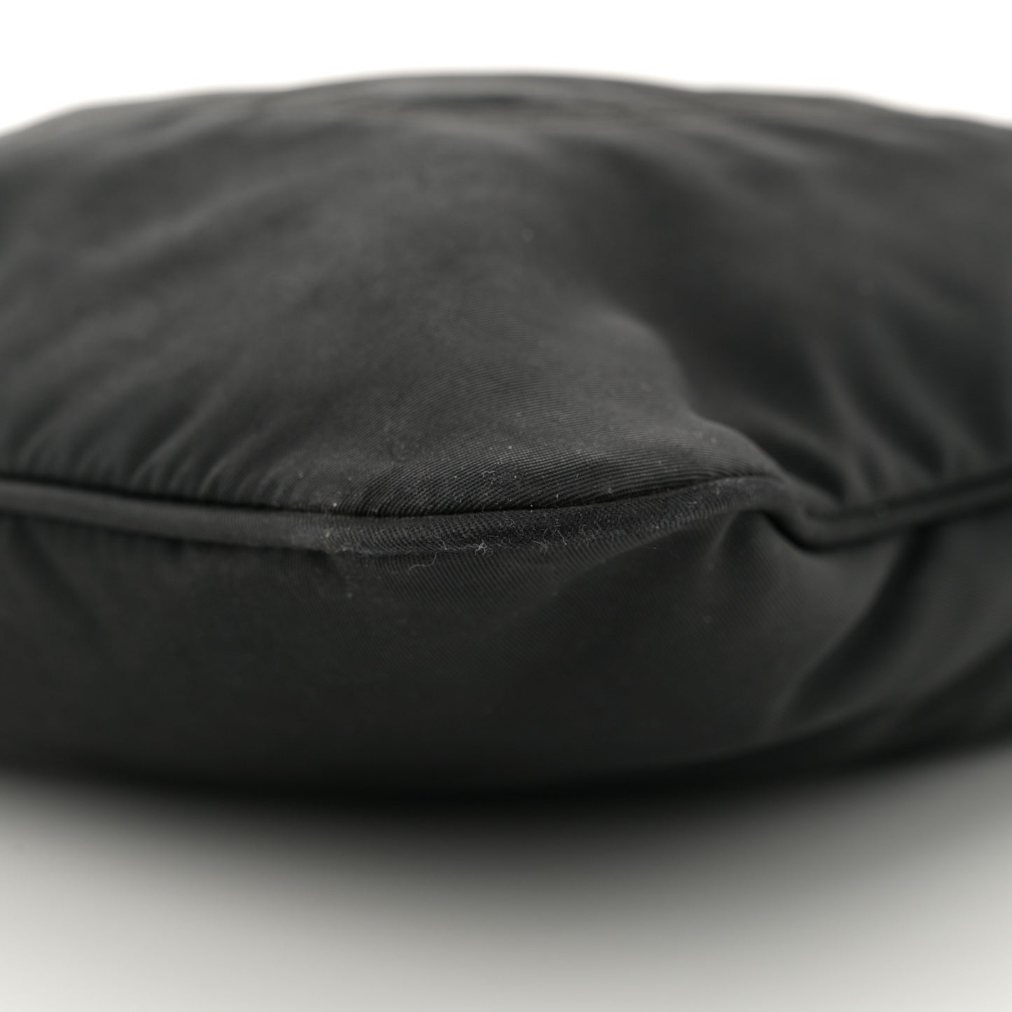 Nylon Flat Messenger Bag Black