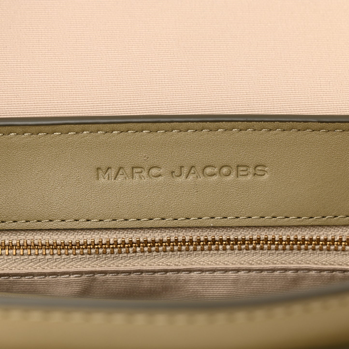 Calfskin Large The Covered J Marc Saddle Light Moss