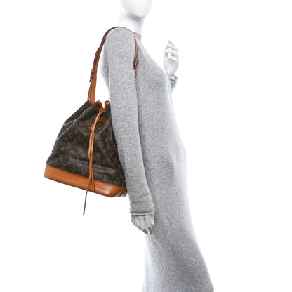 Louis Vuitton Monogram Noe 2 of 11