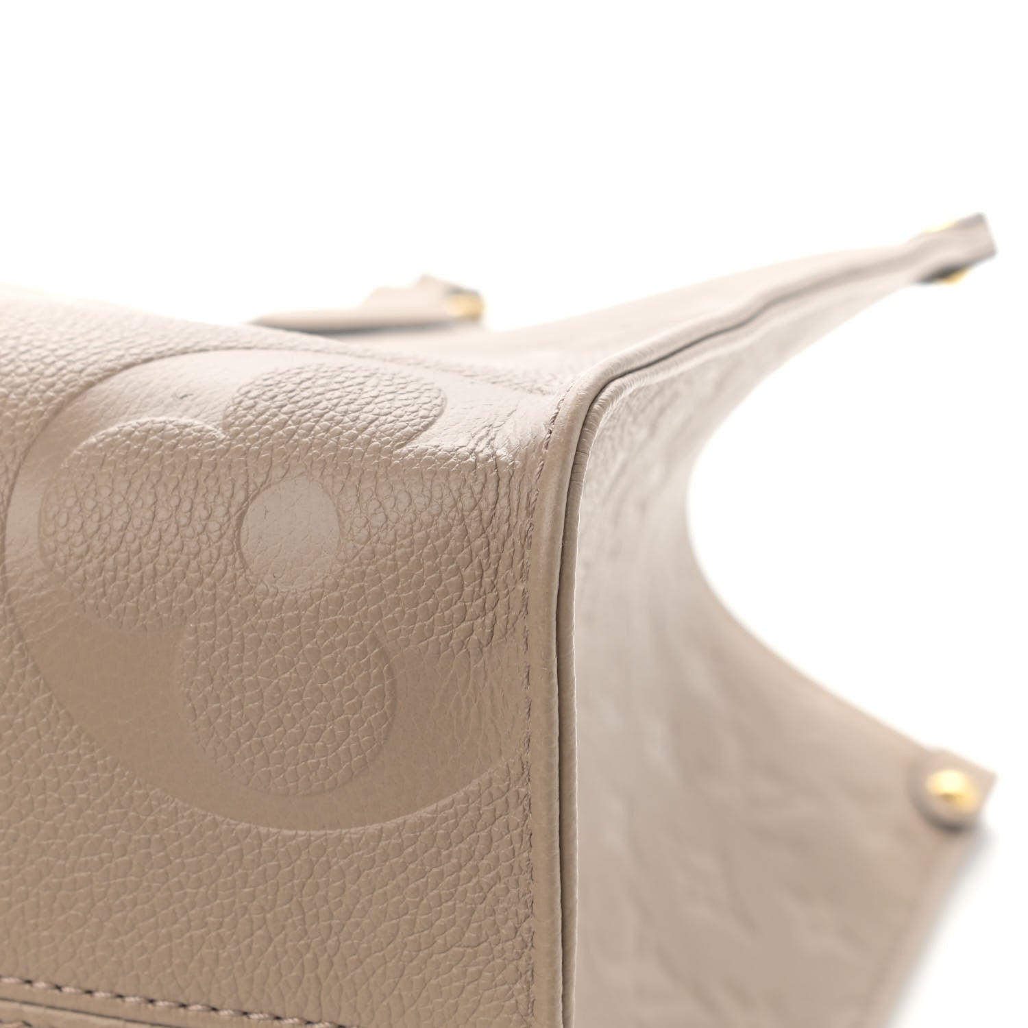 Louis Vuitton Empreinte Monogram Giant Onthego MM Tourterelle 8 of 9