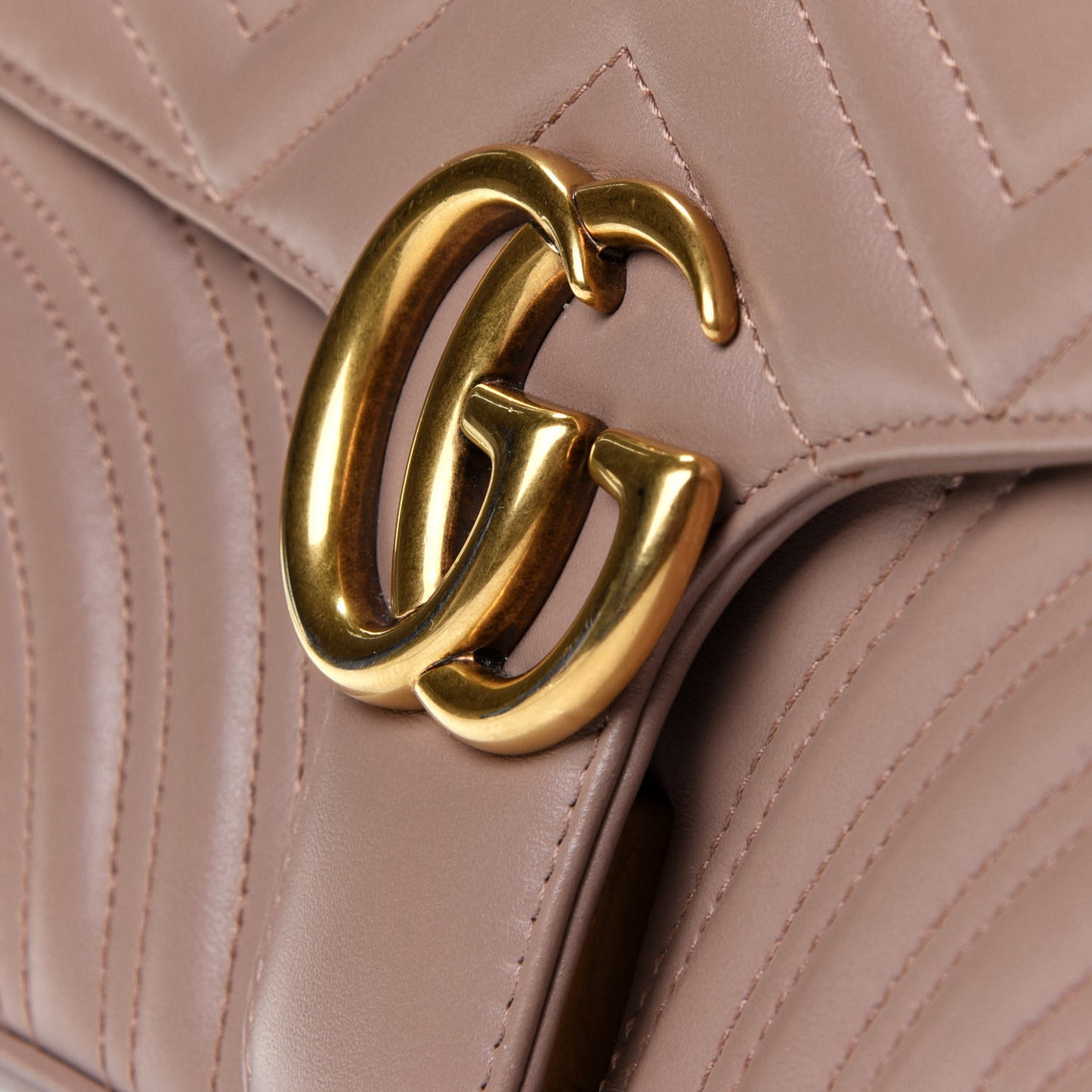 Calfskin Matelasse Small GG Marmont Shoulder Bag Porcelain Rose
