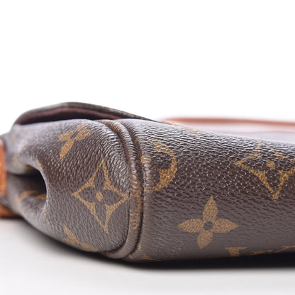 Louis Vuitton Monogram Favorite MM 8 of 12