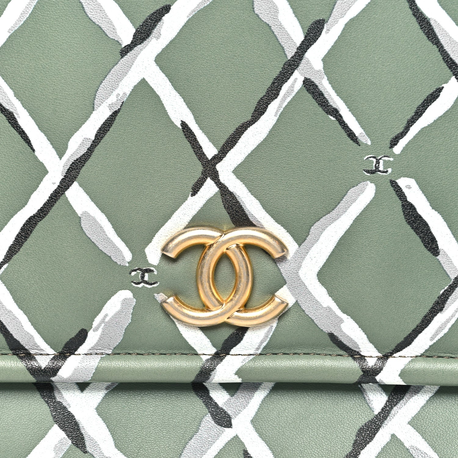 CHANEL【PARIS】 Chanel Lambskin Paris-Greece Quilted Foldover Clutch Green