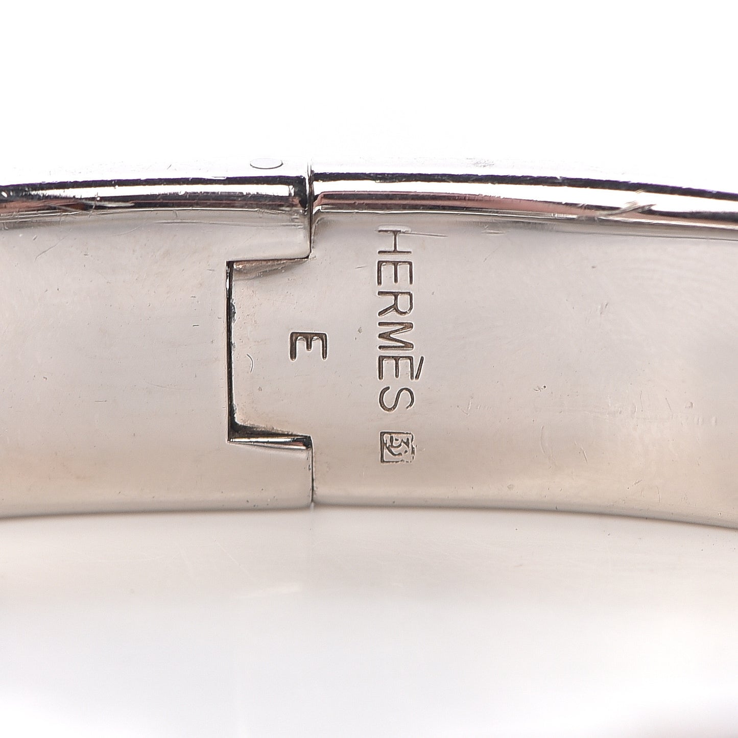 Enamel Narrow Clic Clac H Bracelet PM Red