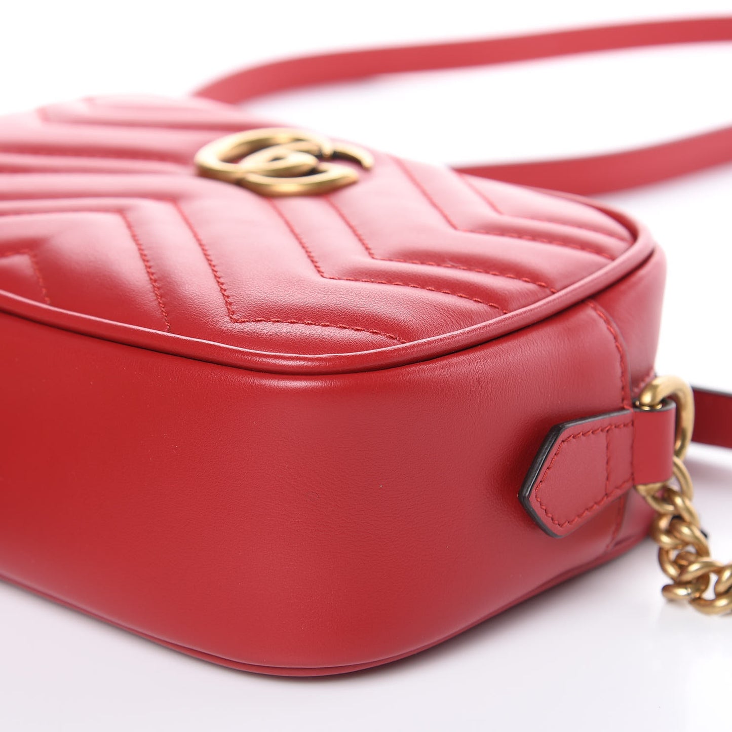 Calfskin Matelasse Mini GG Marmont Chain Shoulder Bag Hibiscus Red