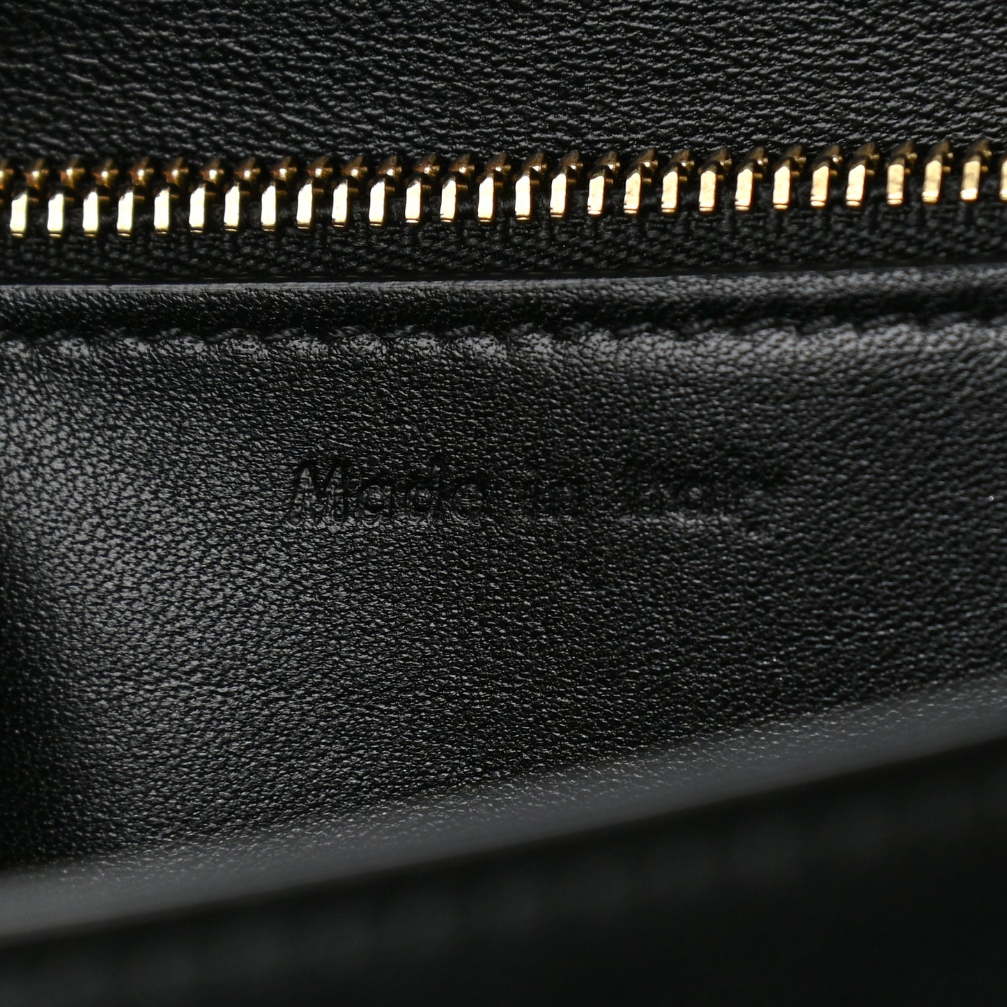 Box Calfskin Medium Classic Box Flap Bag Black