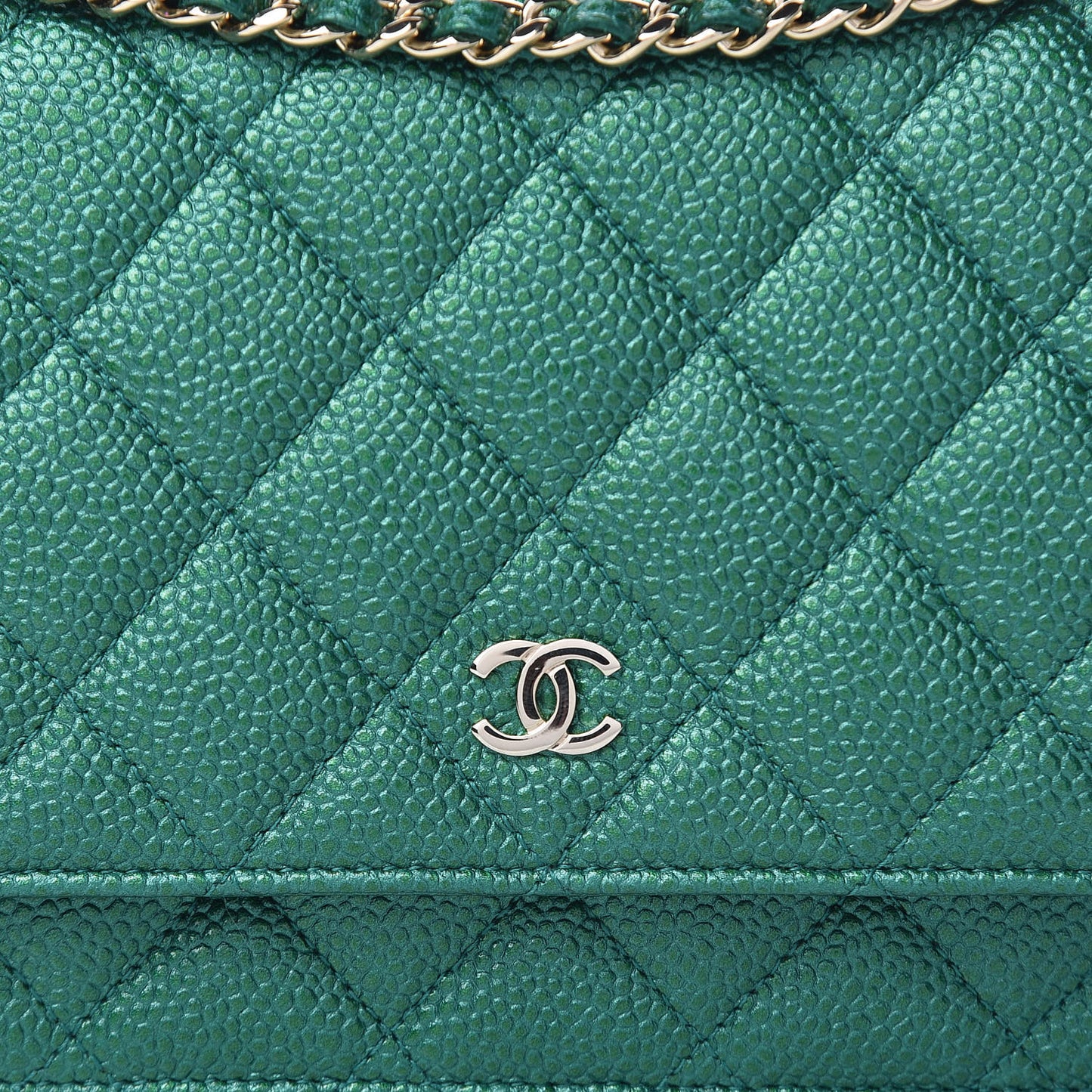 Metallic Caviar Quilted Wallet On Chain WOC Green