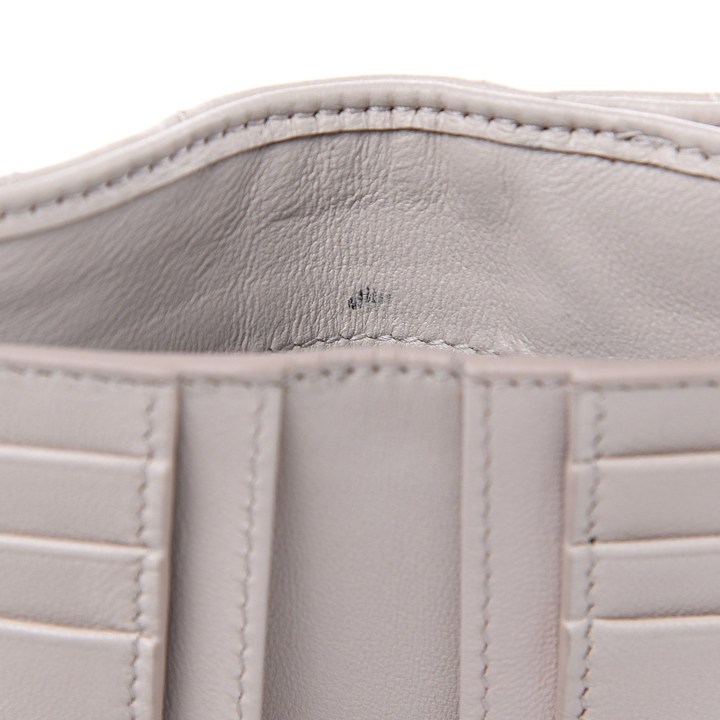 Lambskin Y Quilted Monogram Compact Loulou Wallet Nude Powder