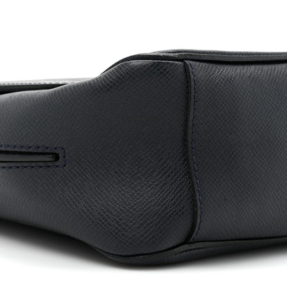 Louis Vuitton Taiga Roman MM Messenger Black 9 of 14