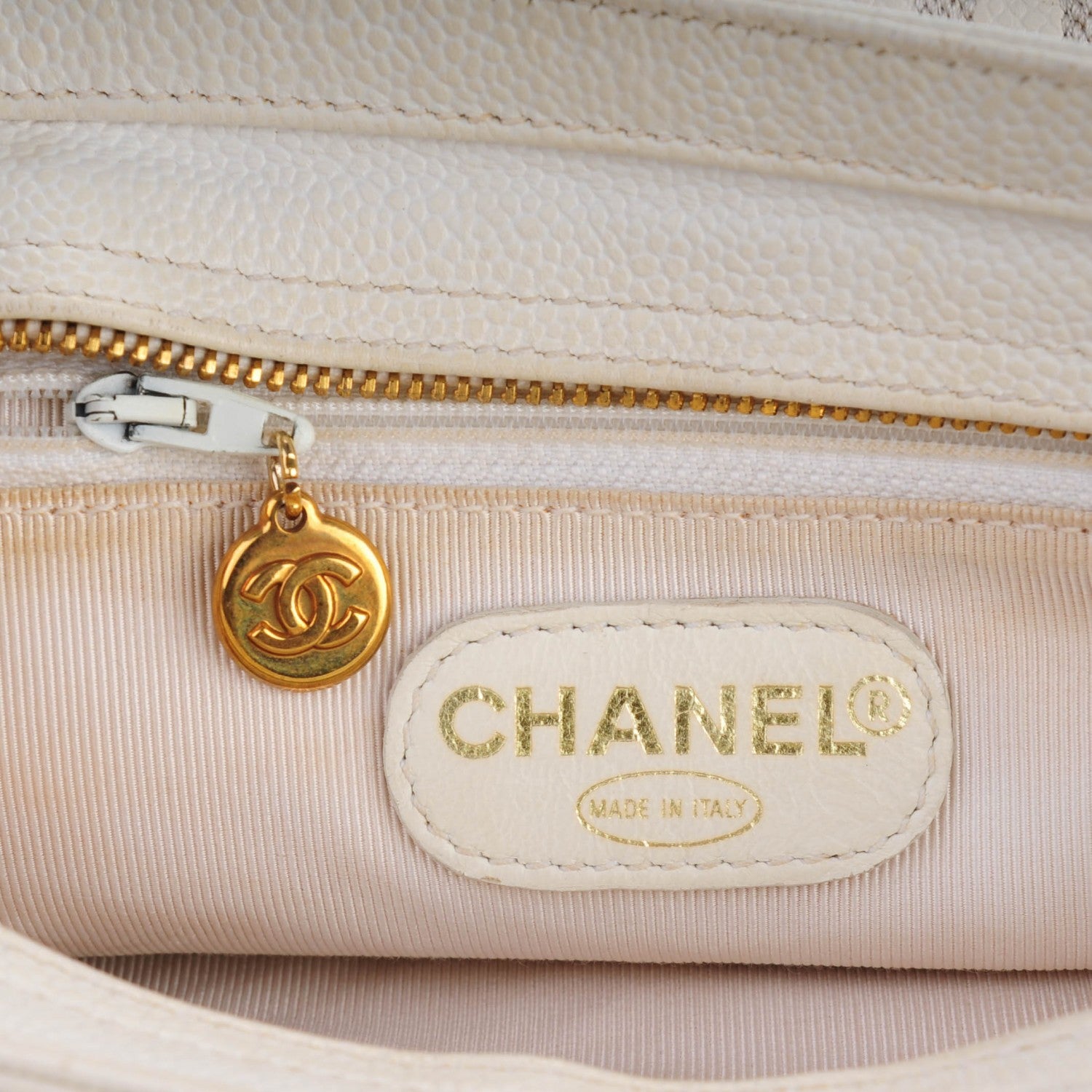 Chanel Caviar Shoulder Bag White 7 of 14