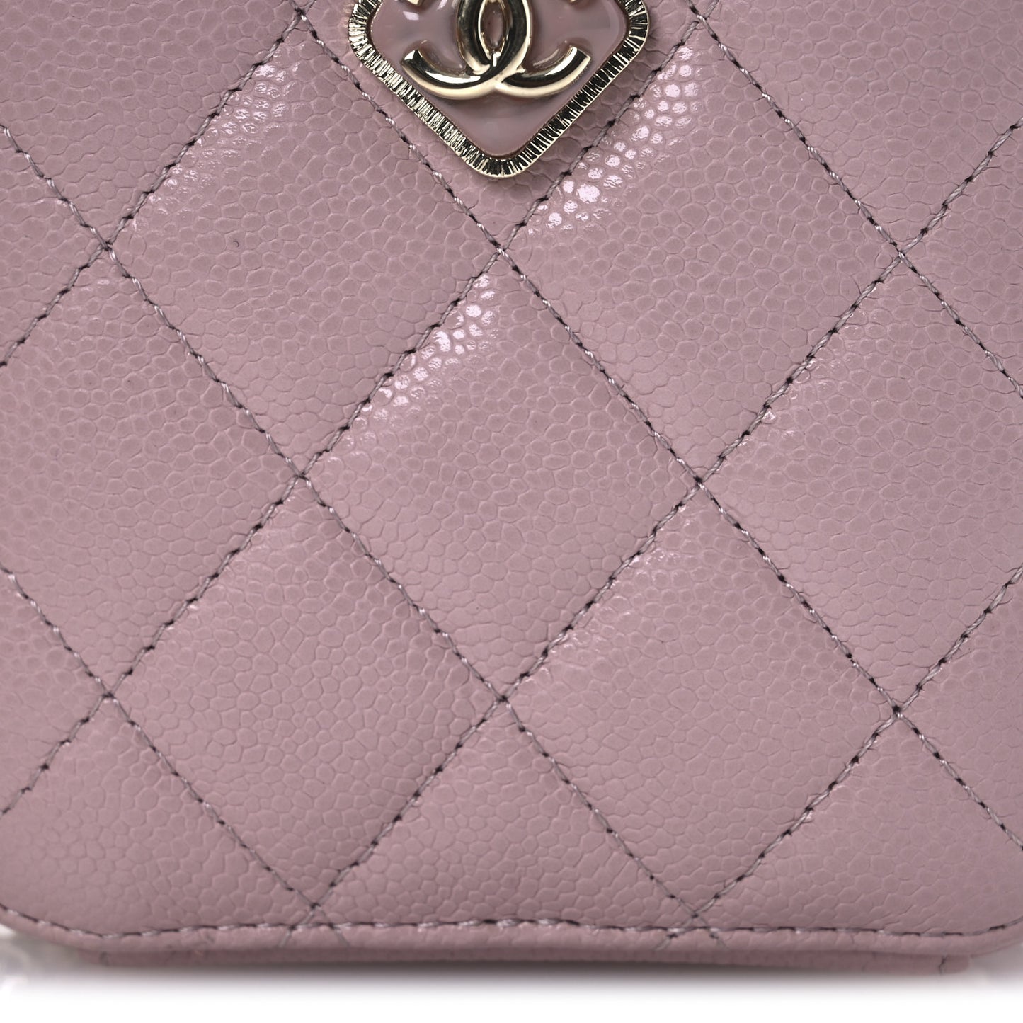 Caviar Quilted Clutch With Chain Light Pink