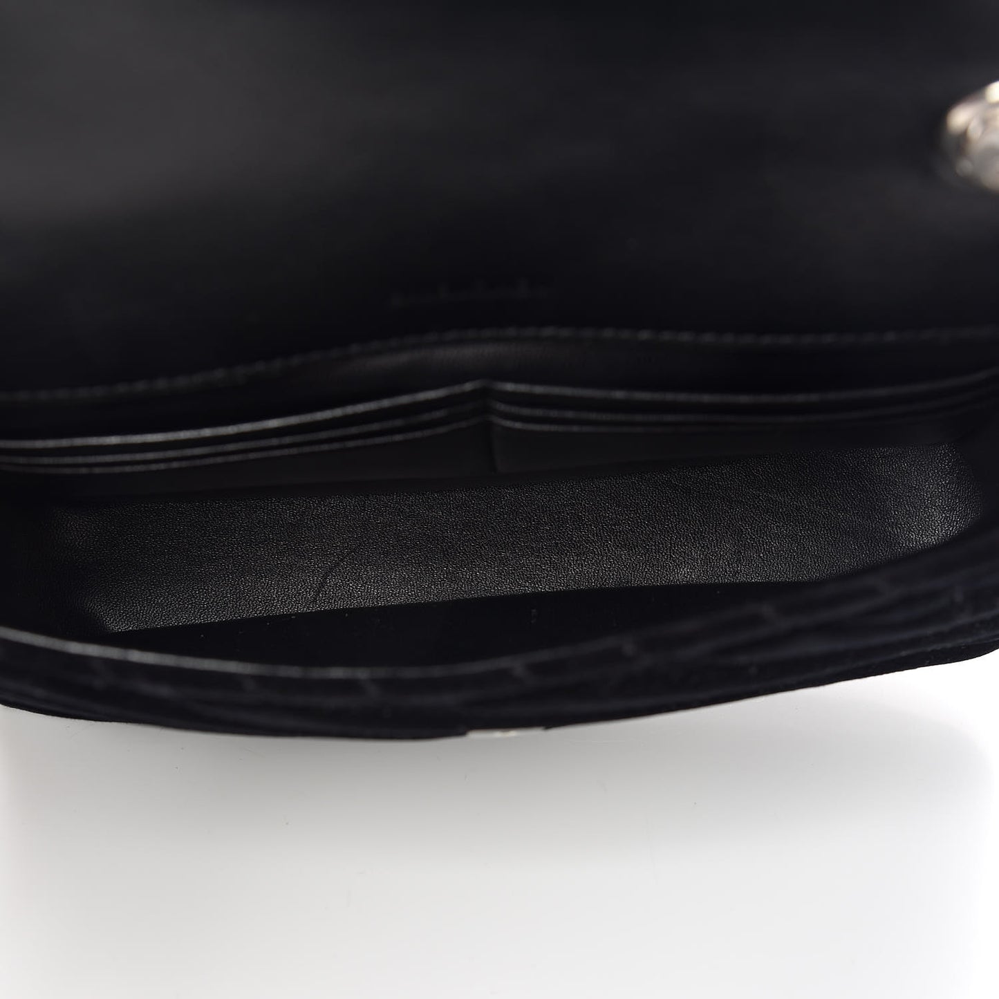 Velvet Logo Matelasse BB Chain Wallet Black