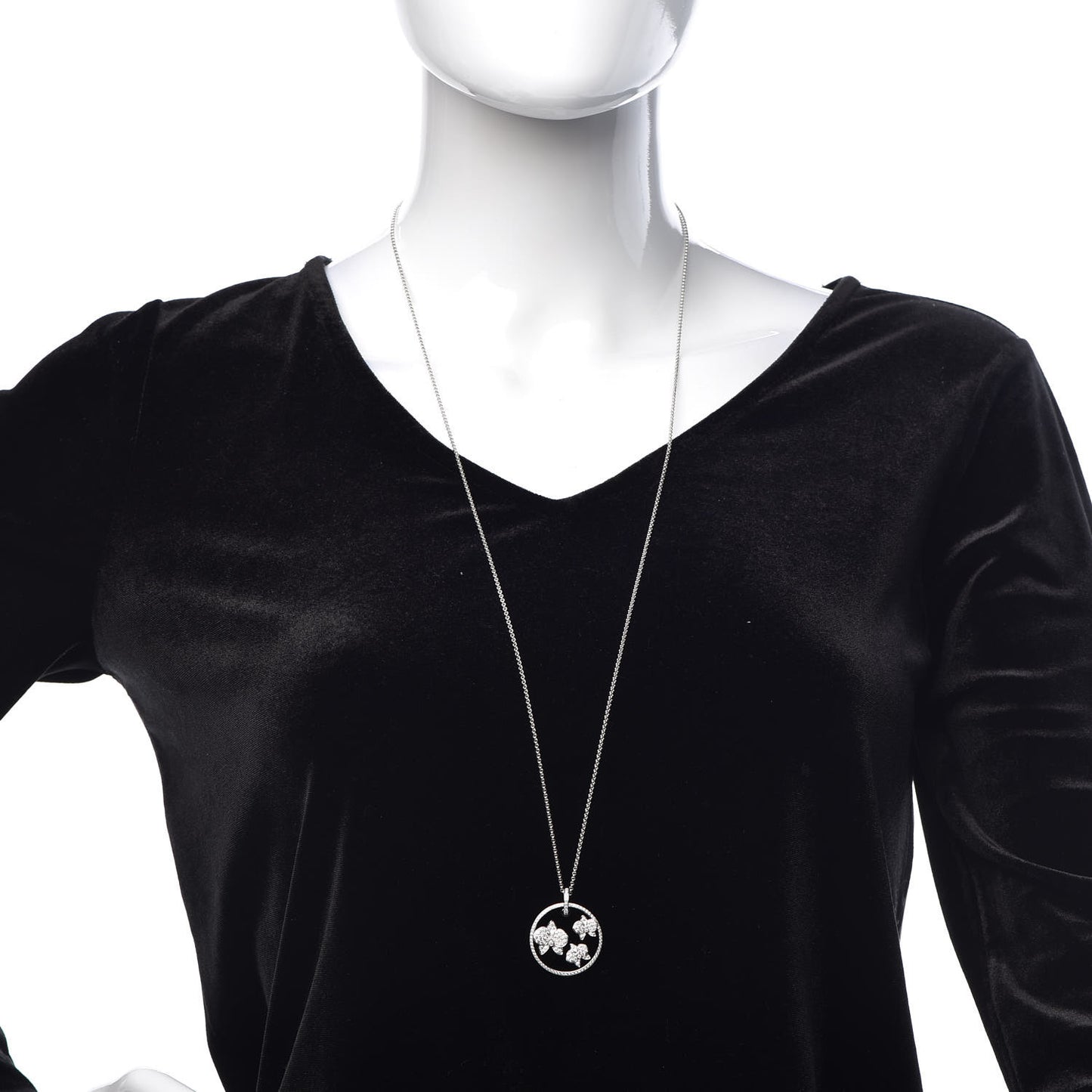 18K White Gold Diamond Black Onyx Caresse D'Orchidees Par Cartier Round Pendant Necklace