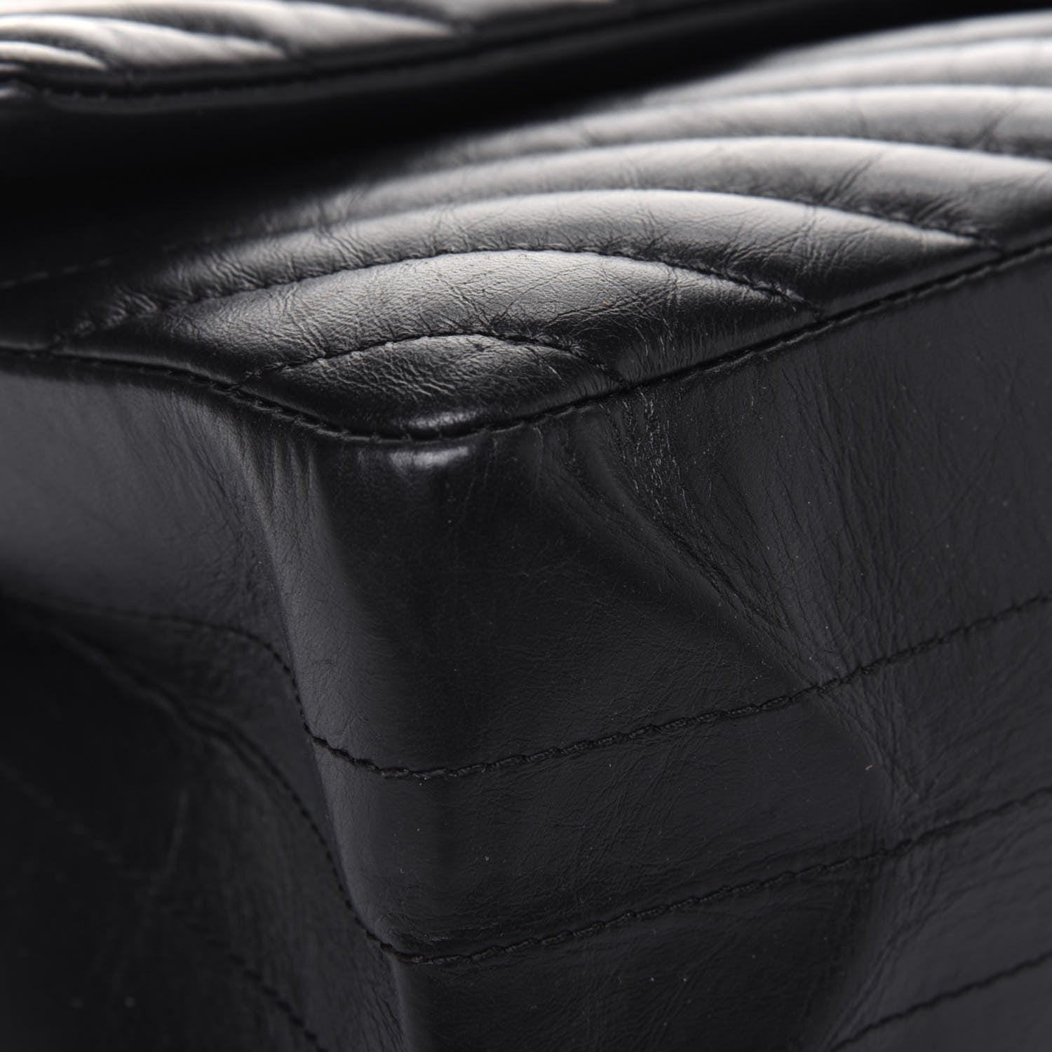 Chanel Aged Calfskin Chevron Quilted 2.55 Reissue 226 So Black 11 of 16